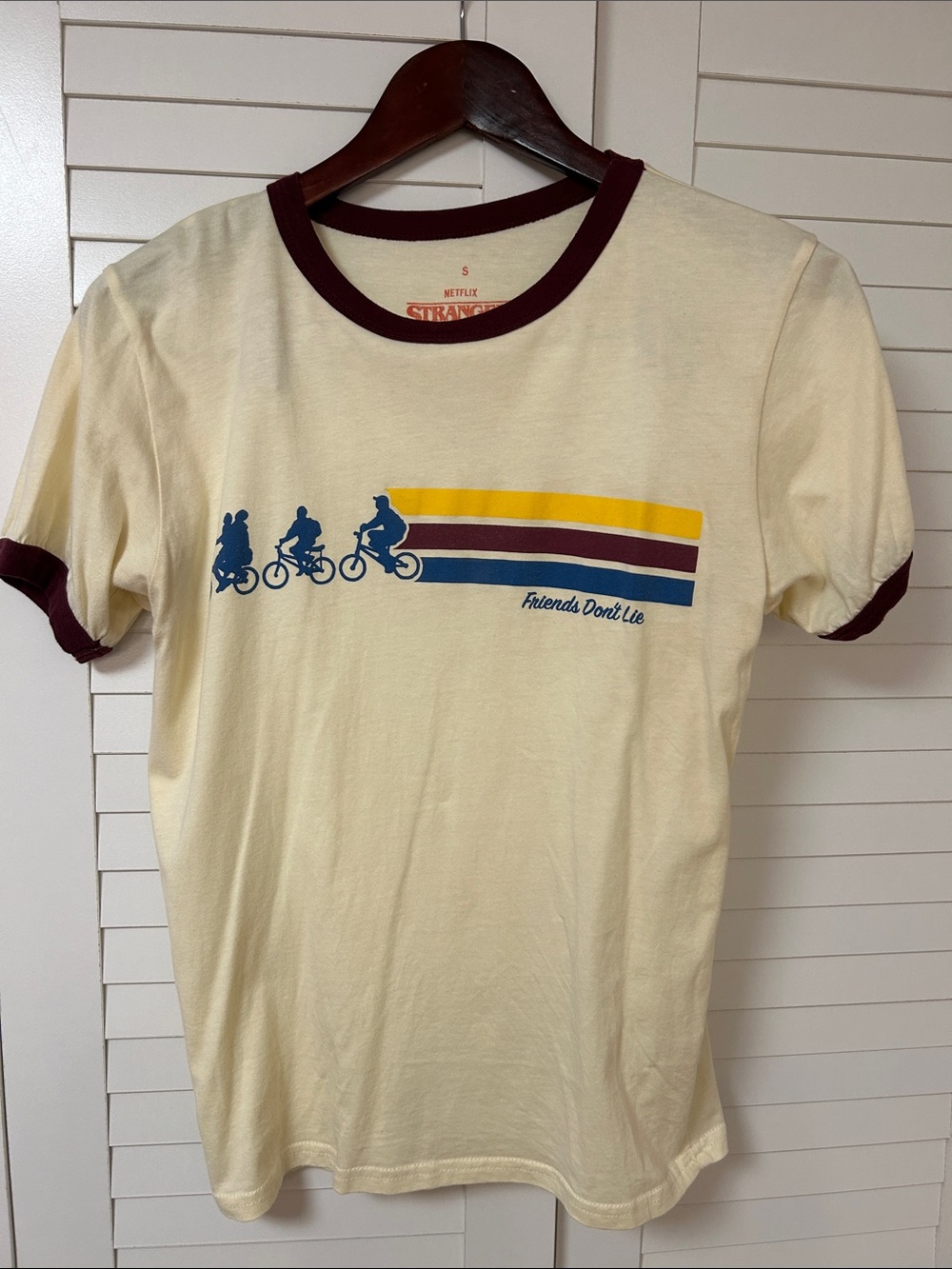Stranger Things 'Friends Don't Lie' Cream Ringer T-Shirt